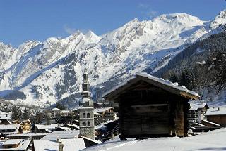 La Clusaz, une petite ville trs authentique