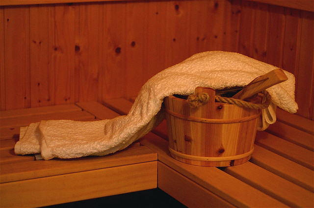 Sauna en amoureux en vacances au ski ?